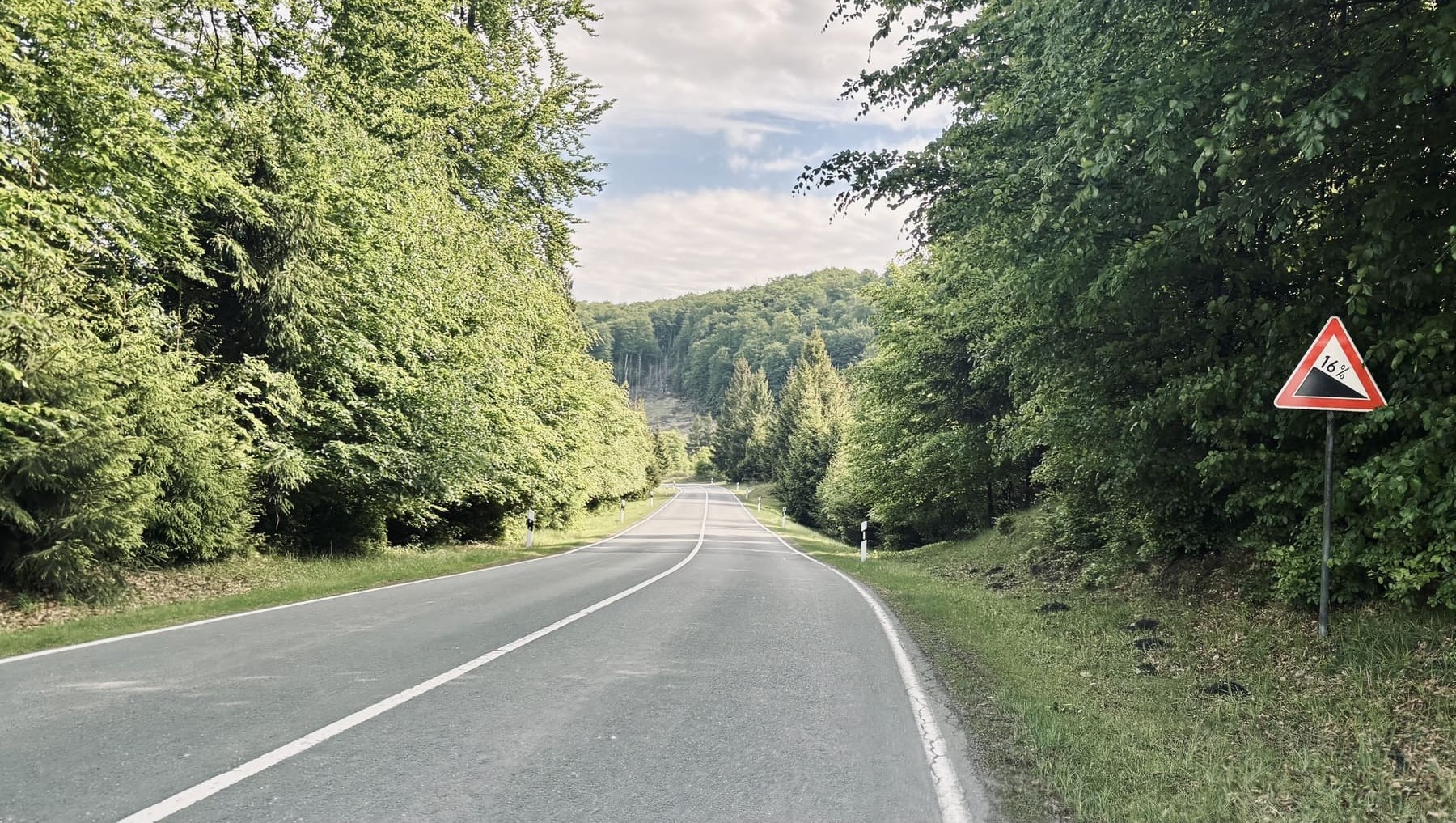 Mit dem Rennrad durchs Weserbergland: Köterberg, Gauseköte und die Grotenburg mit dem Hermannsdenkmal